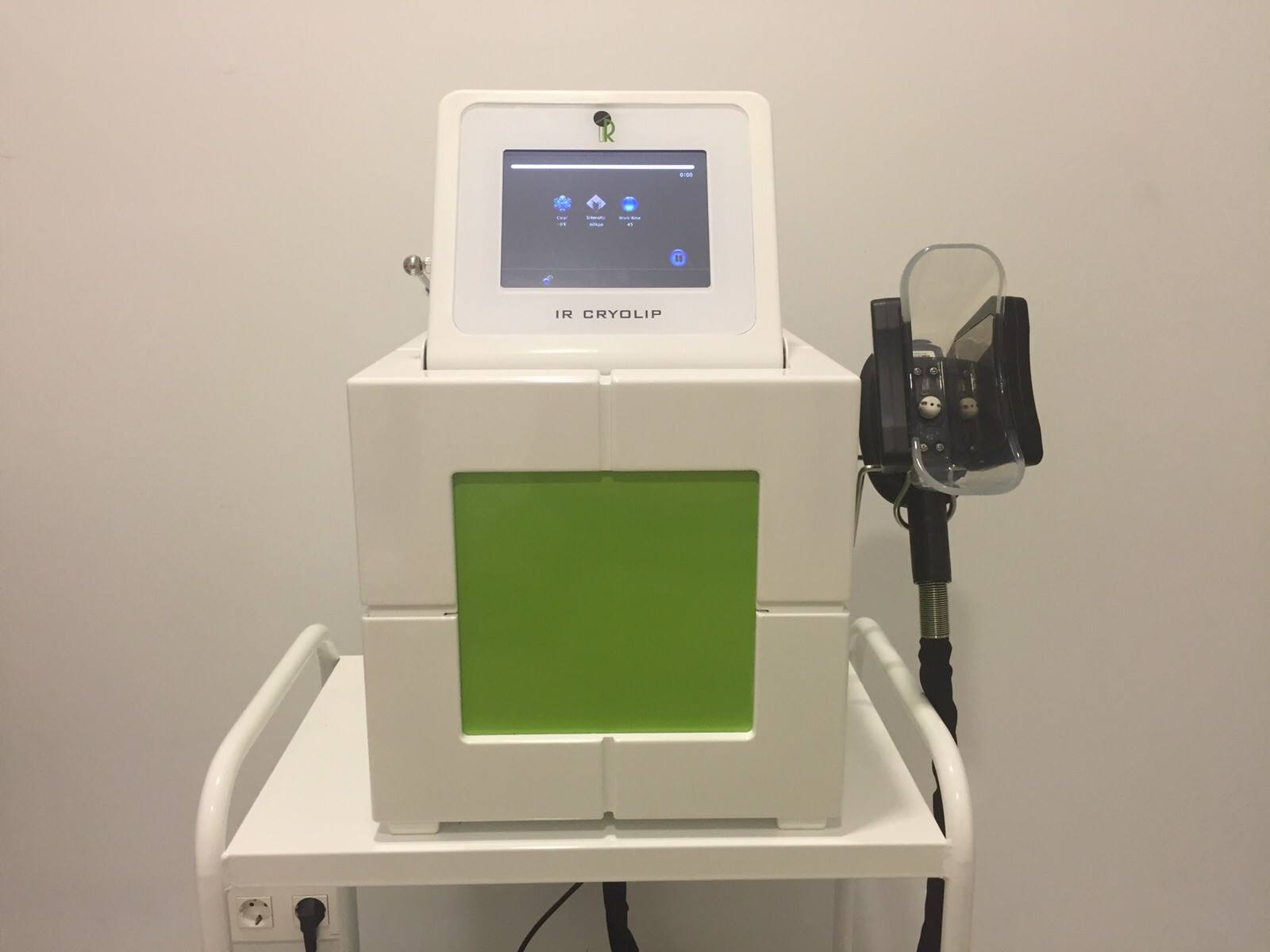 12309851_427744400749660_5994878516512573181_o